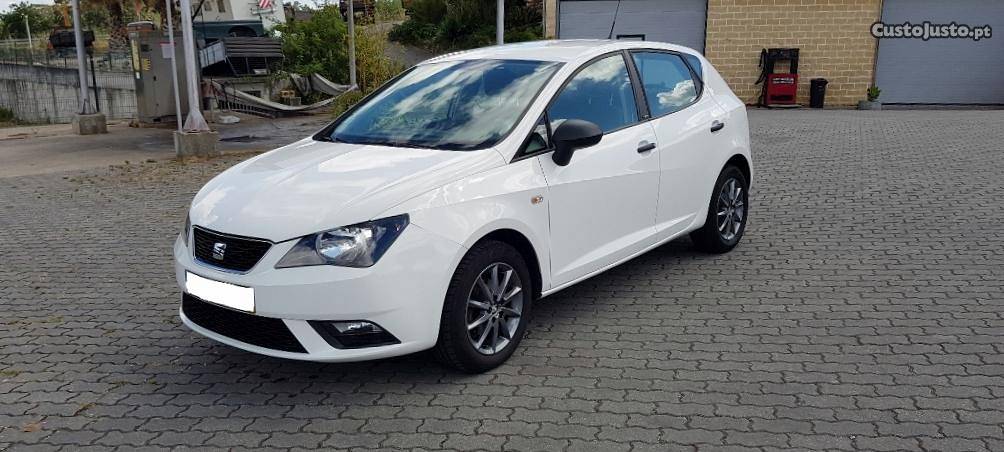 Seat Ibiza 1.2 ITECH Janeiro/15 - à venda - Ligeiros