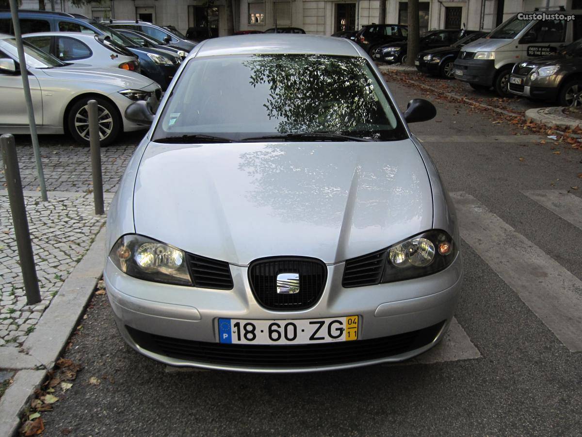 Seat Ibiza 1.2 i 120 mil km Novembro/04 - à venda -