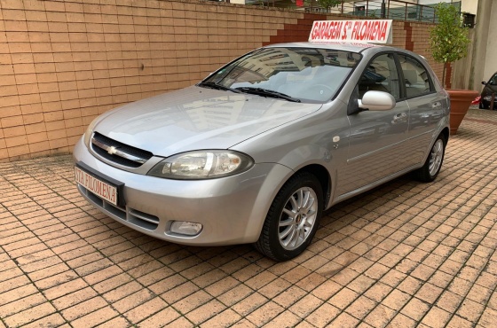 Chevrolet Lacetti 1.4i SX - AC - Garagem Sta. Filomena, Lda.