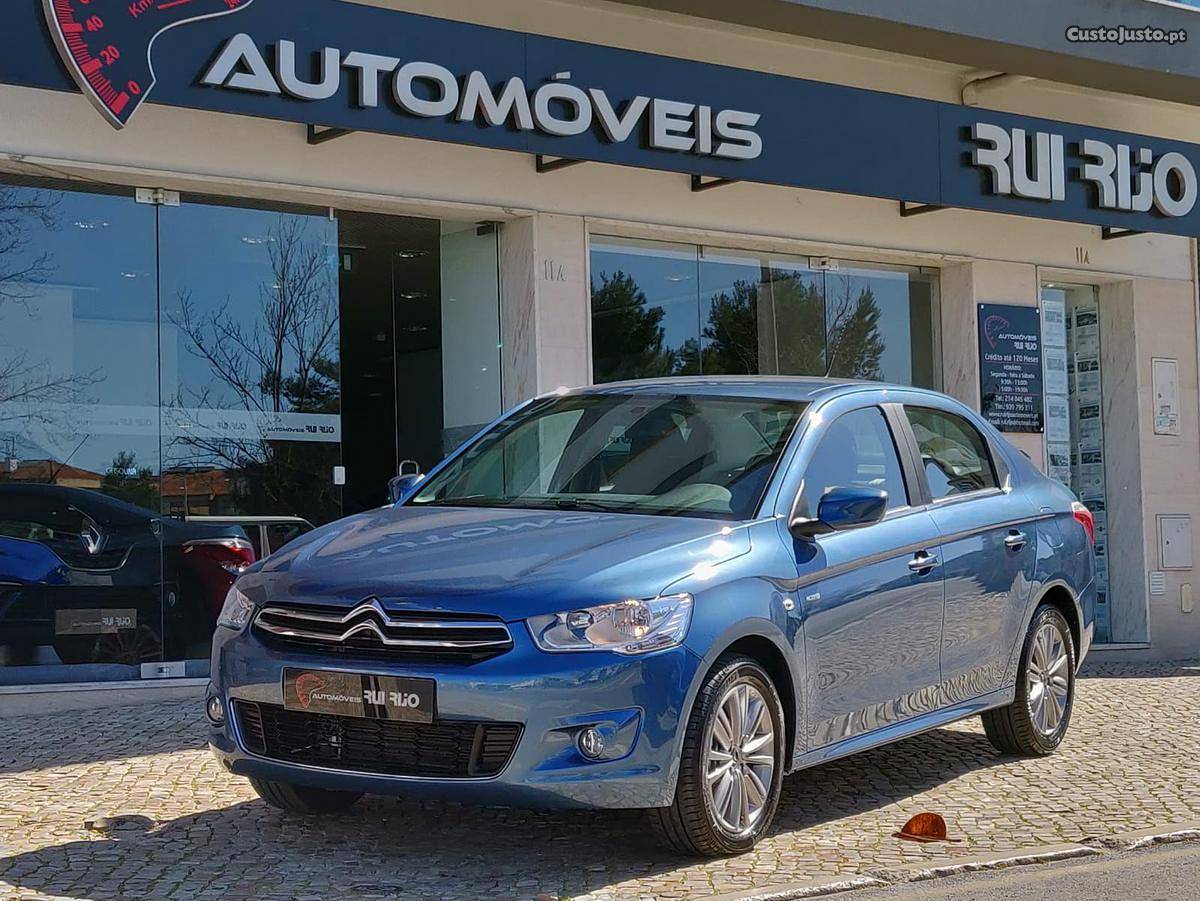 Citroën C-Elysée PureTech Shine 1.2 V Março/17 - à venda