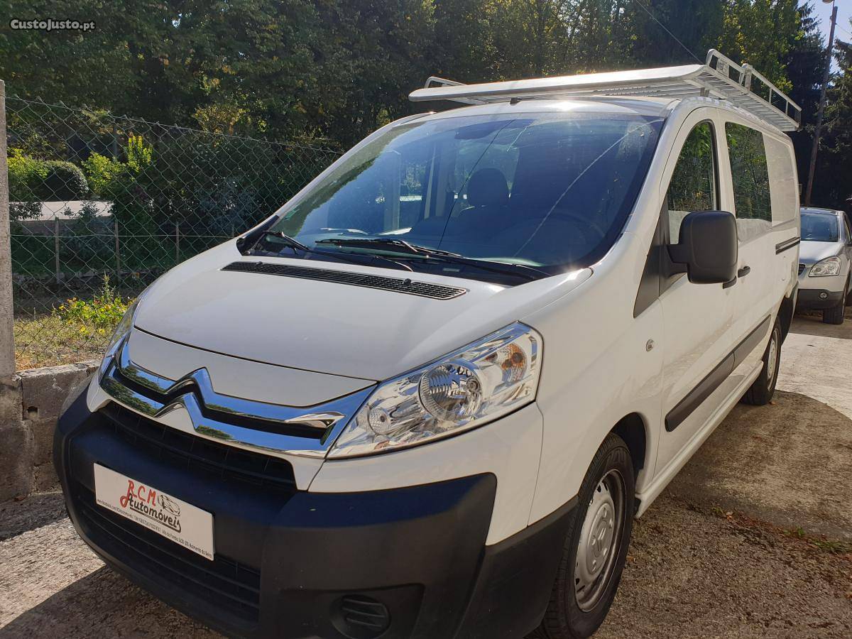 Citroën Jumpy  CV 6 Lugares Abril/15 - à venda -