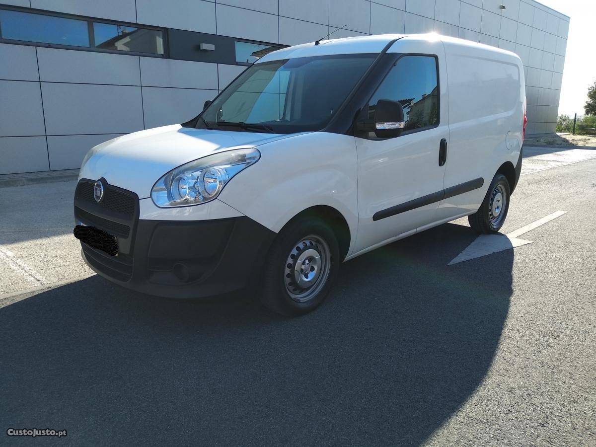 Fiat Doblo 1.3 Mjet ISOTÉRMICA Dezembro/14 - à venda -