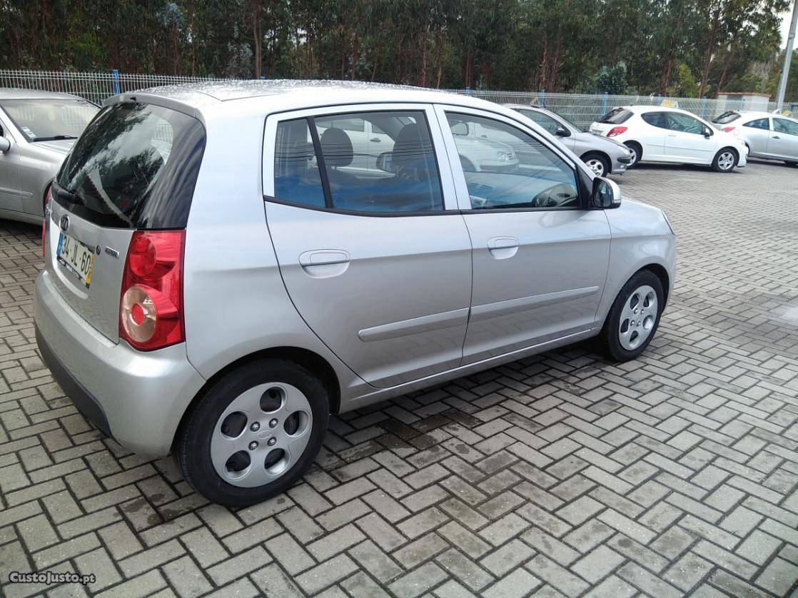 Kia Picanto 1.1CRDIVGTEXSport Junho/10 - à venda - Ligeiros