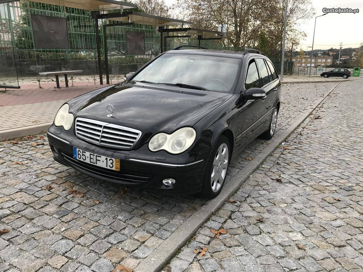 Mercedes-Benz C 200 Elegance Abril/04 - à venda - Ligeiros