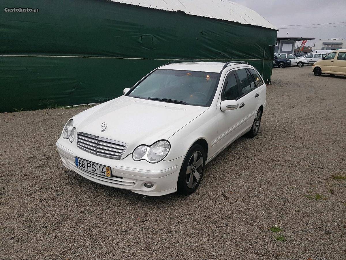 Mercedes-Benz C 200 avantgard Julho/06 - à venda - Ligeiros