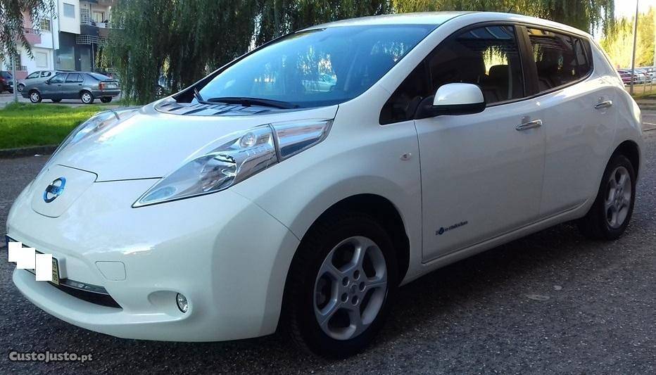 Nissan Leaf ACENT 100% Eletrico Maio/15 - à venda -