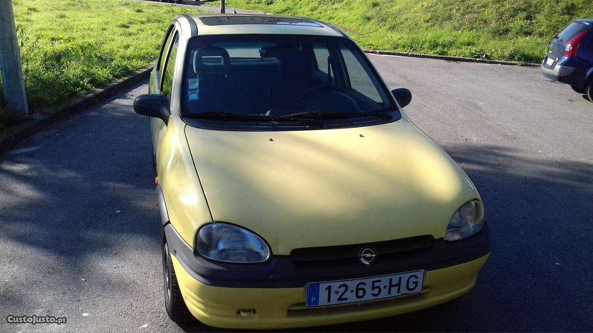 Opel Corsa 1.5 TD (5 lugares) Junho/97 - à venda - Ligeiros