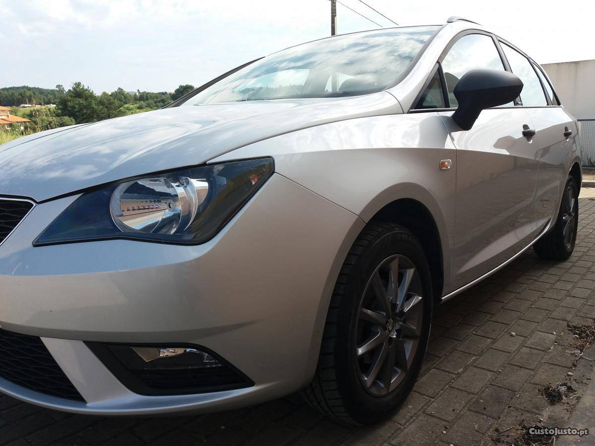 Seat Ibiza ST1.6 TDI Setembro/15 - à venda - Ligeiros