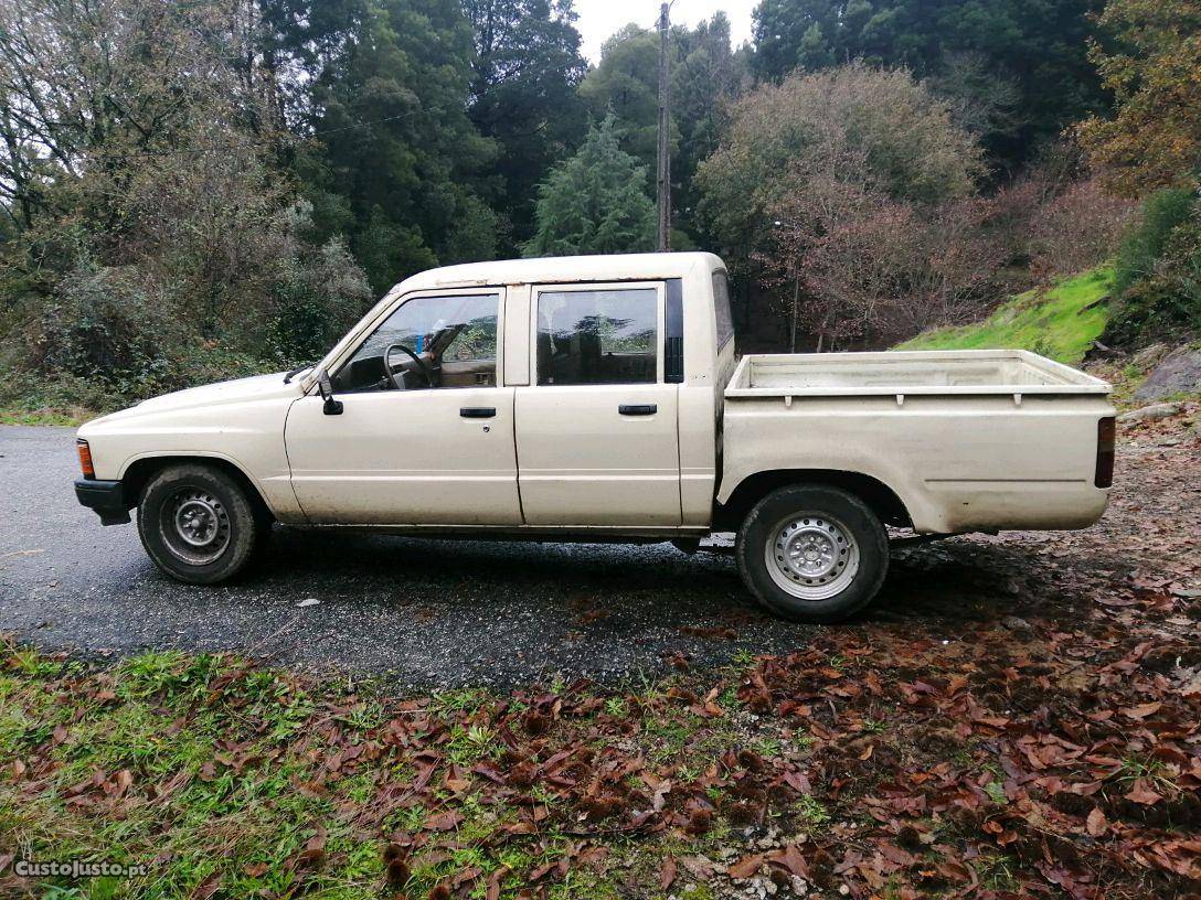 Toyota Hilux MRW3 Abril/90 - à venda - Pick-up/