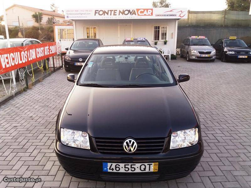 VW Bora 1.9 tdi 115cvs Abril/00 - à venda - Ligeiros