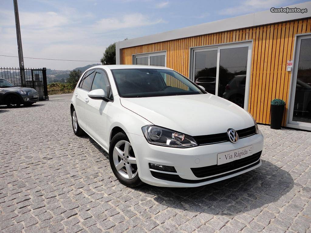 VW Golf 1.2 Tsi Gasolina Fevereiro/13 - à venda - Ligeiros
