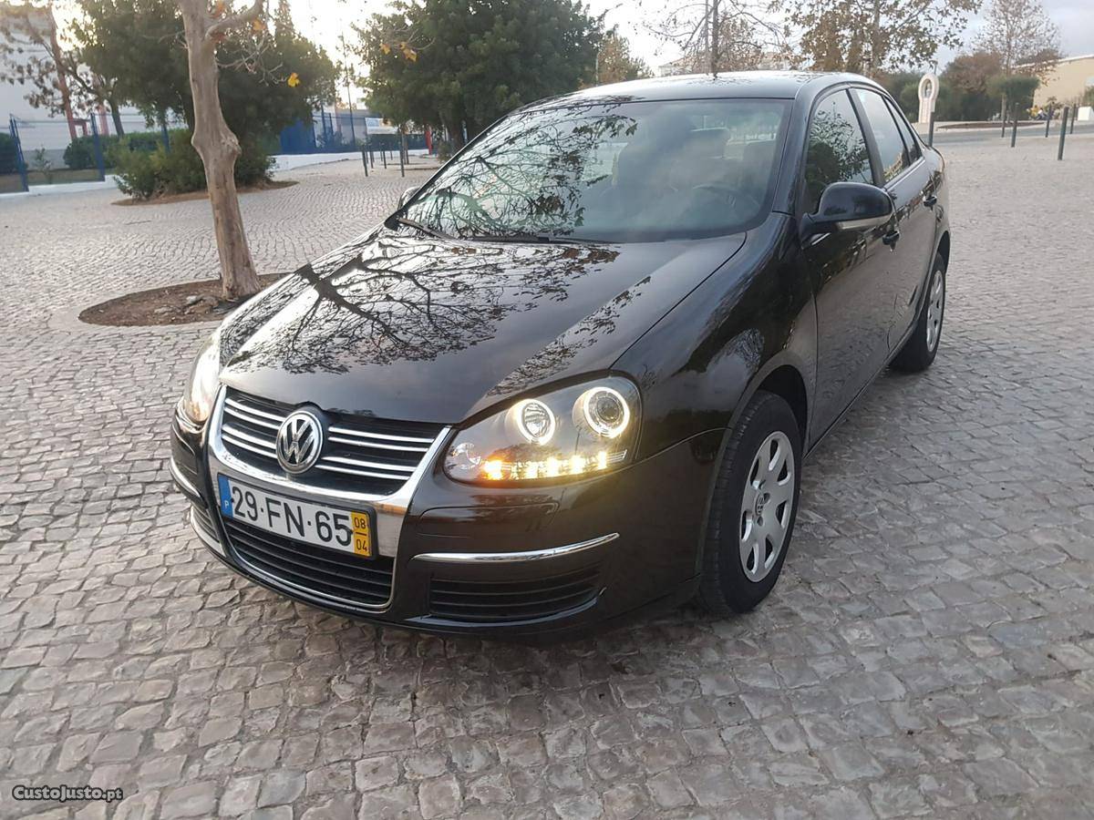 VW Jetta 1.9tdi Abril/08 - à venda - Ligeiros Passageiros,