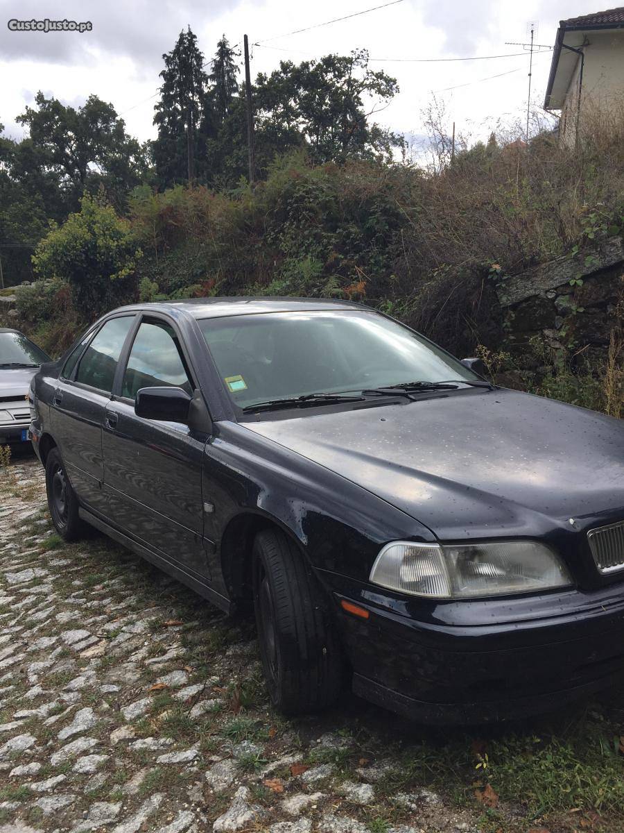 Volvo S40 Familiar Maio/97 - à venda - Ligeiros