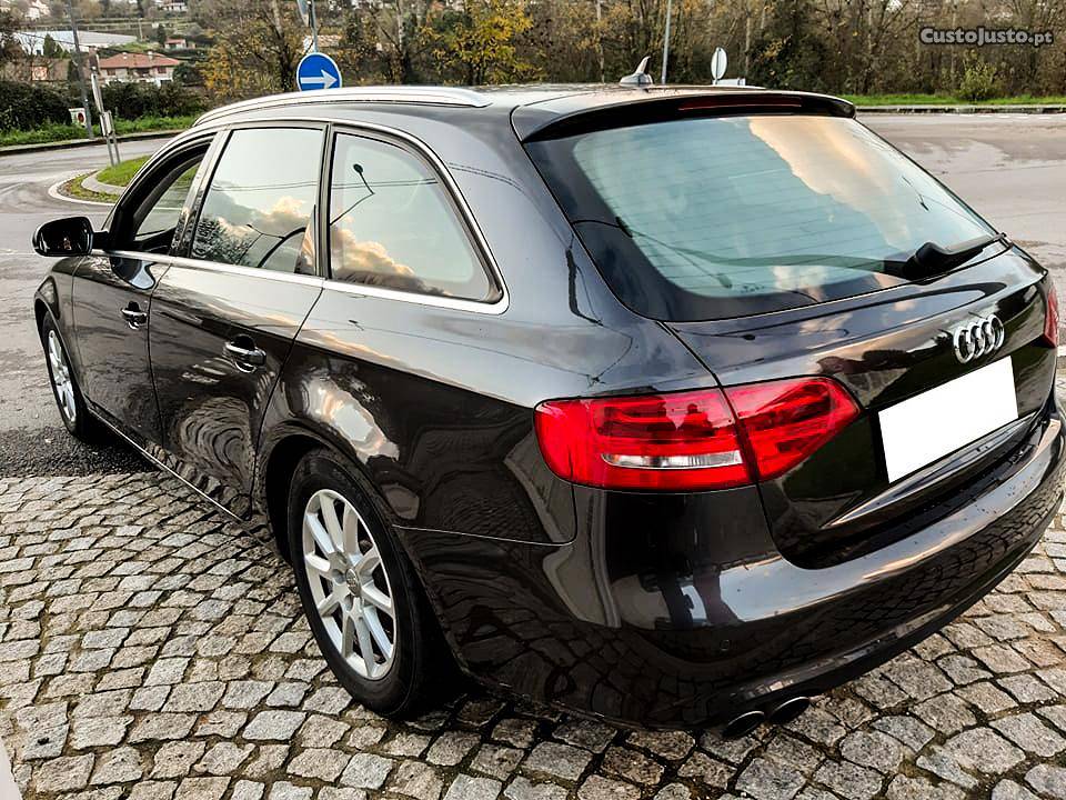 Audi A4 AVANT2.0TDI PELE GPS Outubro/14 - à venda -