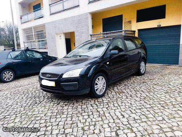 Ford Focus Sw Fevereiro/05 - à venda - Ligeiros