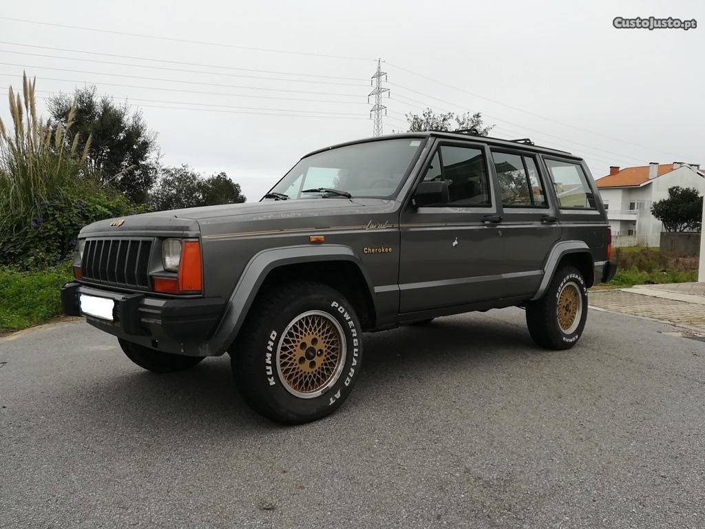 Jeep Cherokee XJ 4.0 L gasolina Fevereiro/90 - à venda -