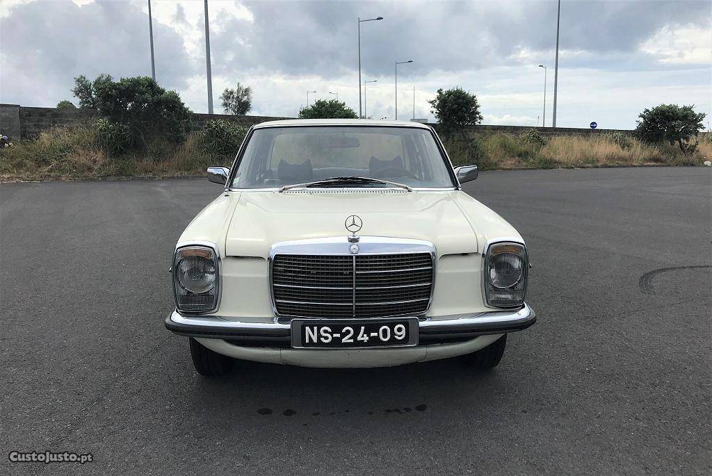 Mercedes-Benz 220 d W115 Setembro/80 - à venda - Ligeiros