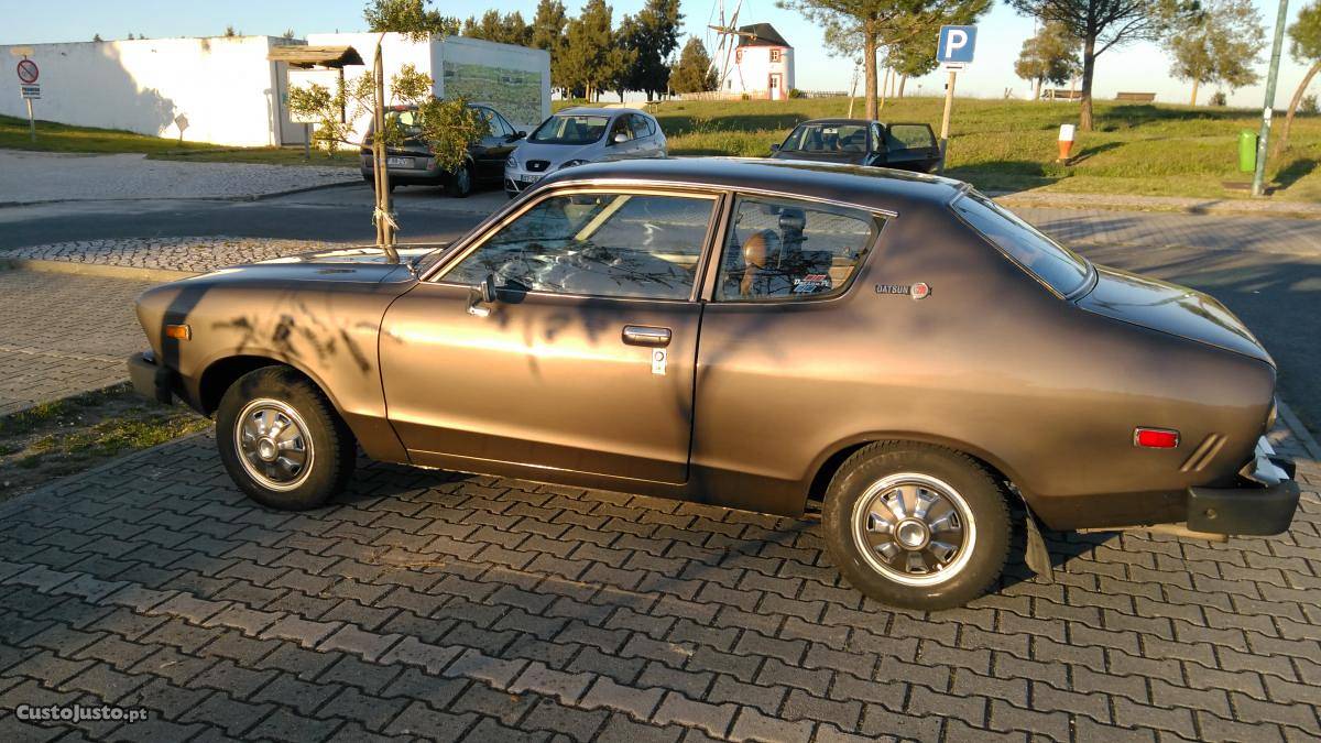 Nissan B Agosto/80 - à venda - Ligeiros Passageiros,