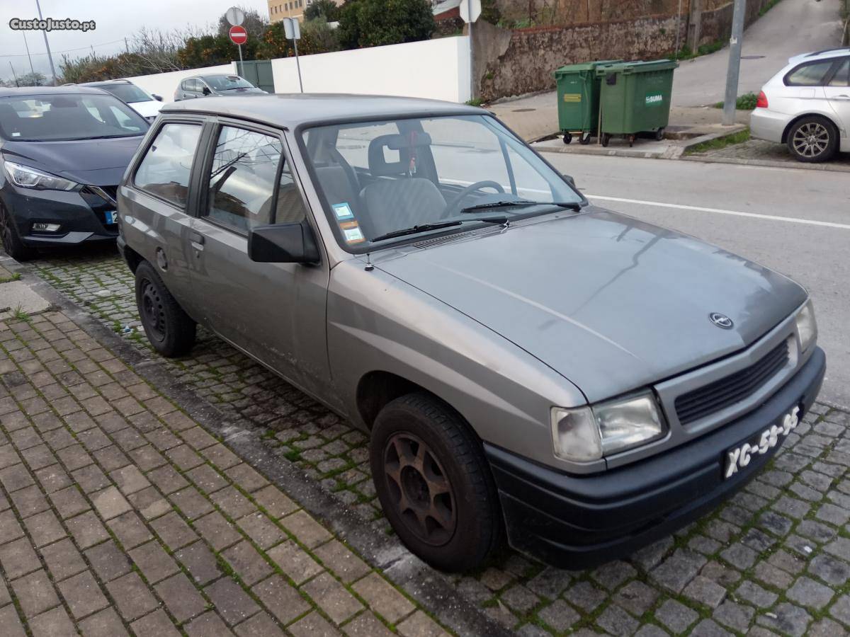 Opel Corsa Corsa A Junho/91 - à venda - Ligeiros