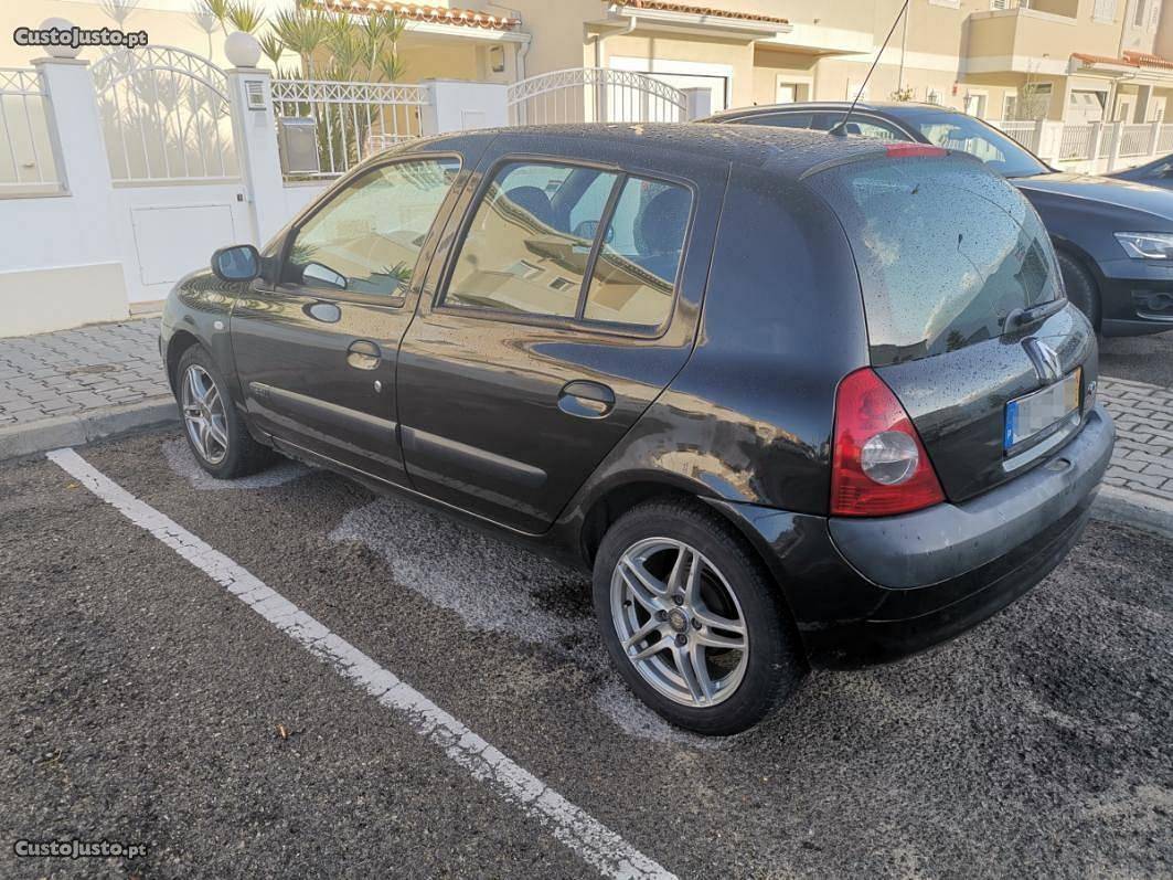 Renault Clio 1.5Dci 5Lug AC Abril/04 - à venda - Ligeiros