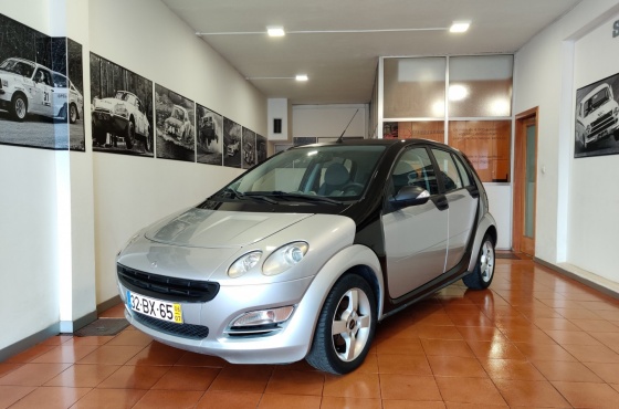 Smart ForFour 1.1 Basis Pure - STAND CAPELO
