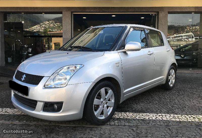 Suzuki Swift 1.3 DDIS 75cv GLX Julho/08 - à venda -