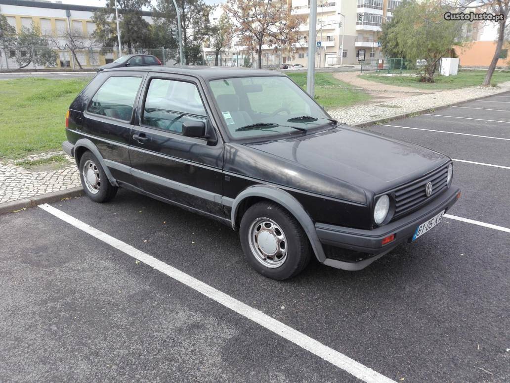 VW Golf 1.3 Gasolina Dezembro/88 - à venda - Ligeiros