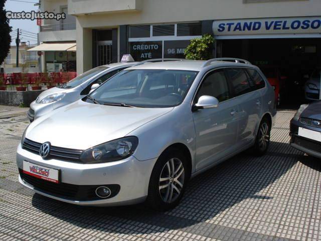 VW Golf 1.6 TDI Highline Junho/10 - à venda - Ligeiros