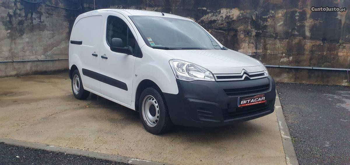 Citroën Berlingo 1.6 HDI 3 LUG IVA Novembro/17 - à venda -