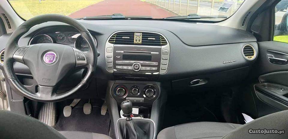 Fiat Bravo 198 Dezembro/07 - à venda - Ligeiros