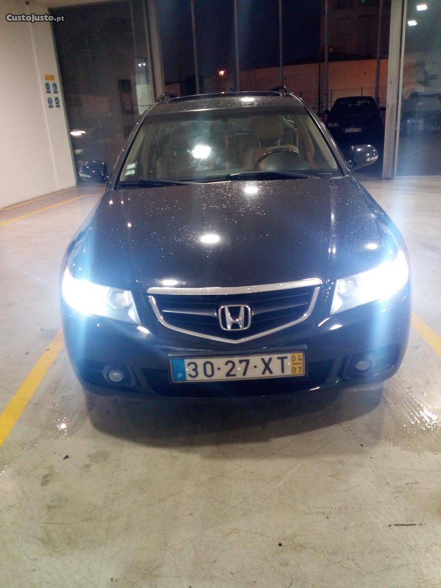 Honda Accord accord 2.2ictdi Julho/04 - à venda - Ligeiros