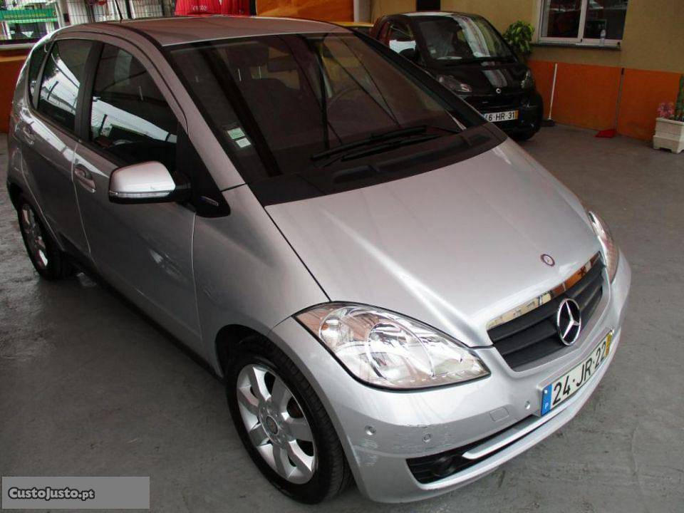 Mercedes-Benz A 160 BlueEfficiency Setembro/10 - à venda -