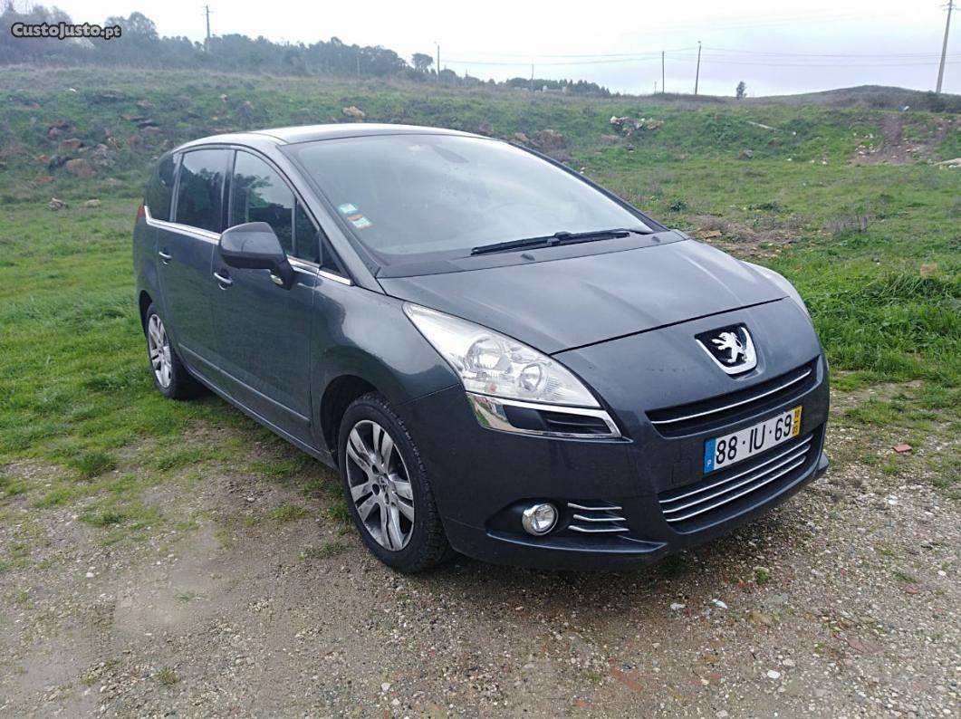 Peugeot  HDi Março/10 - à venda - Monovolume /