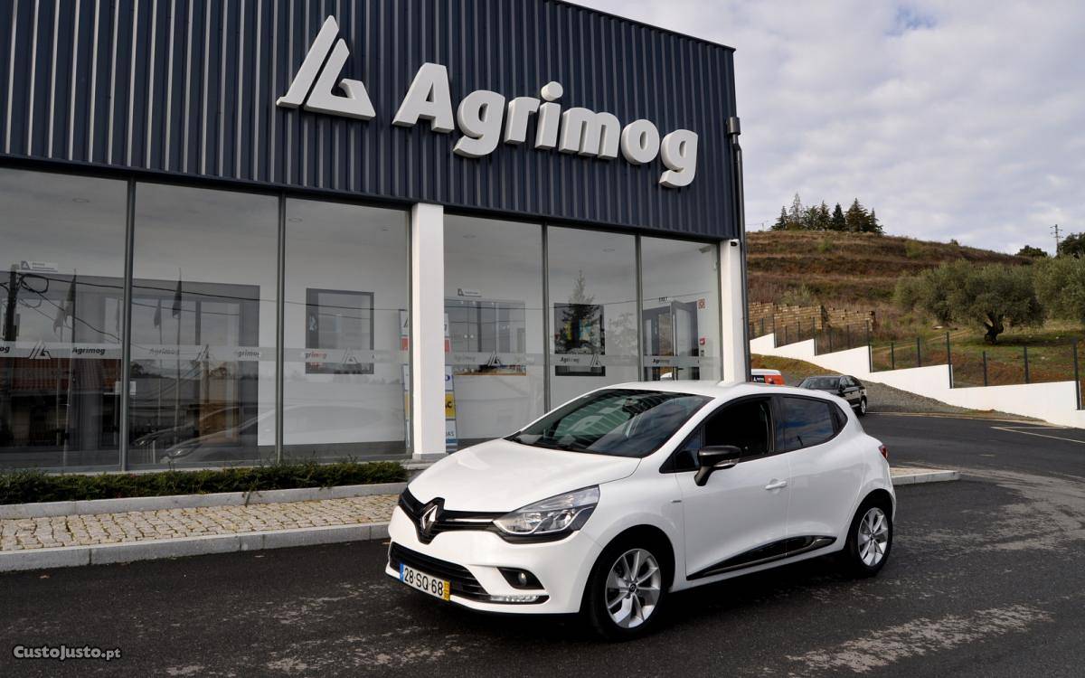 Renault Clio 1.5 DCI Limited Março/17 - à venda - Ligeiros