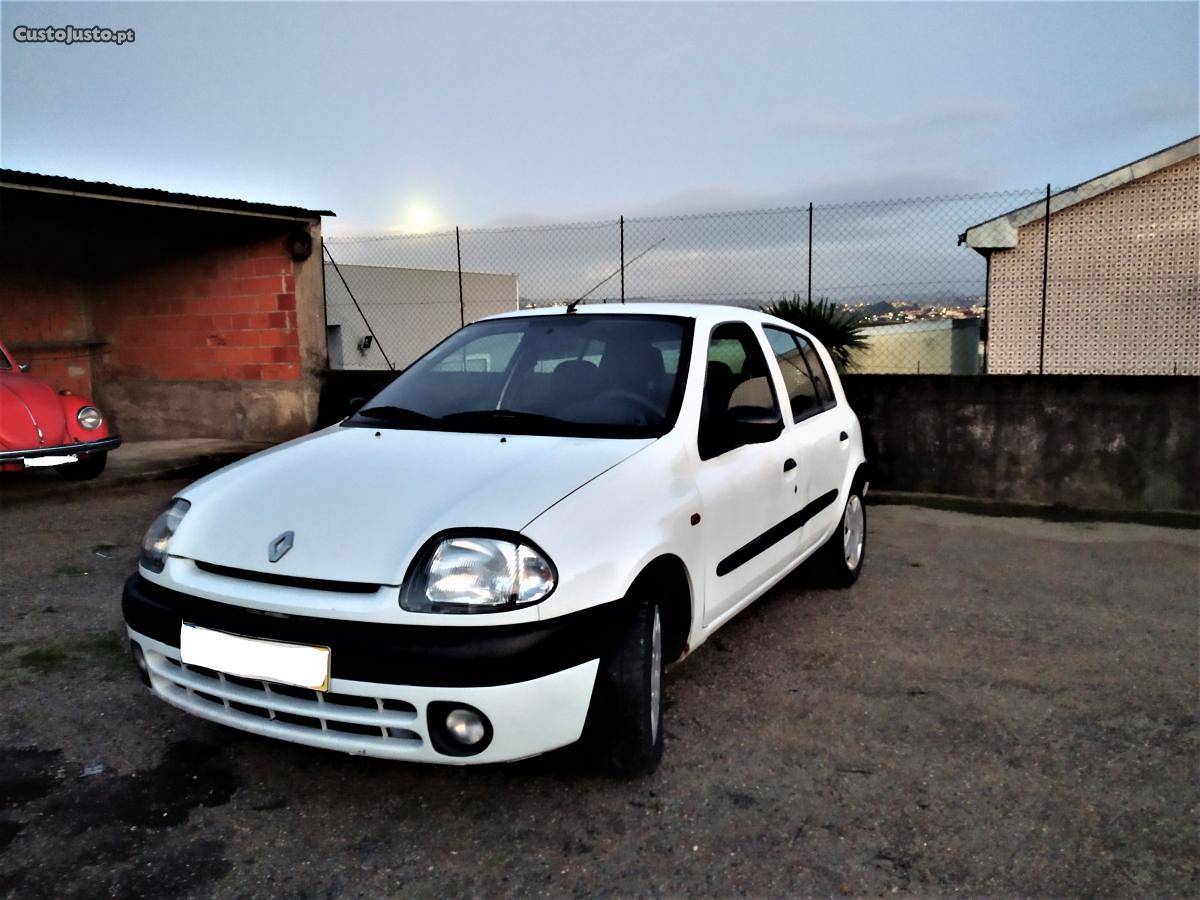 Renault Clio 1.9D RXE 5 lug Outubro/98 - à venda - Ligeiros