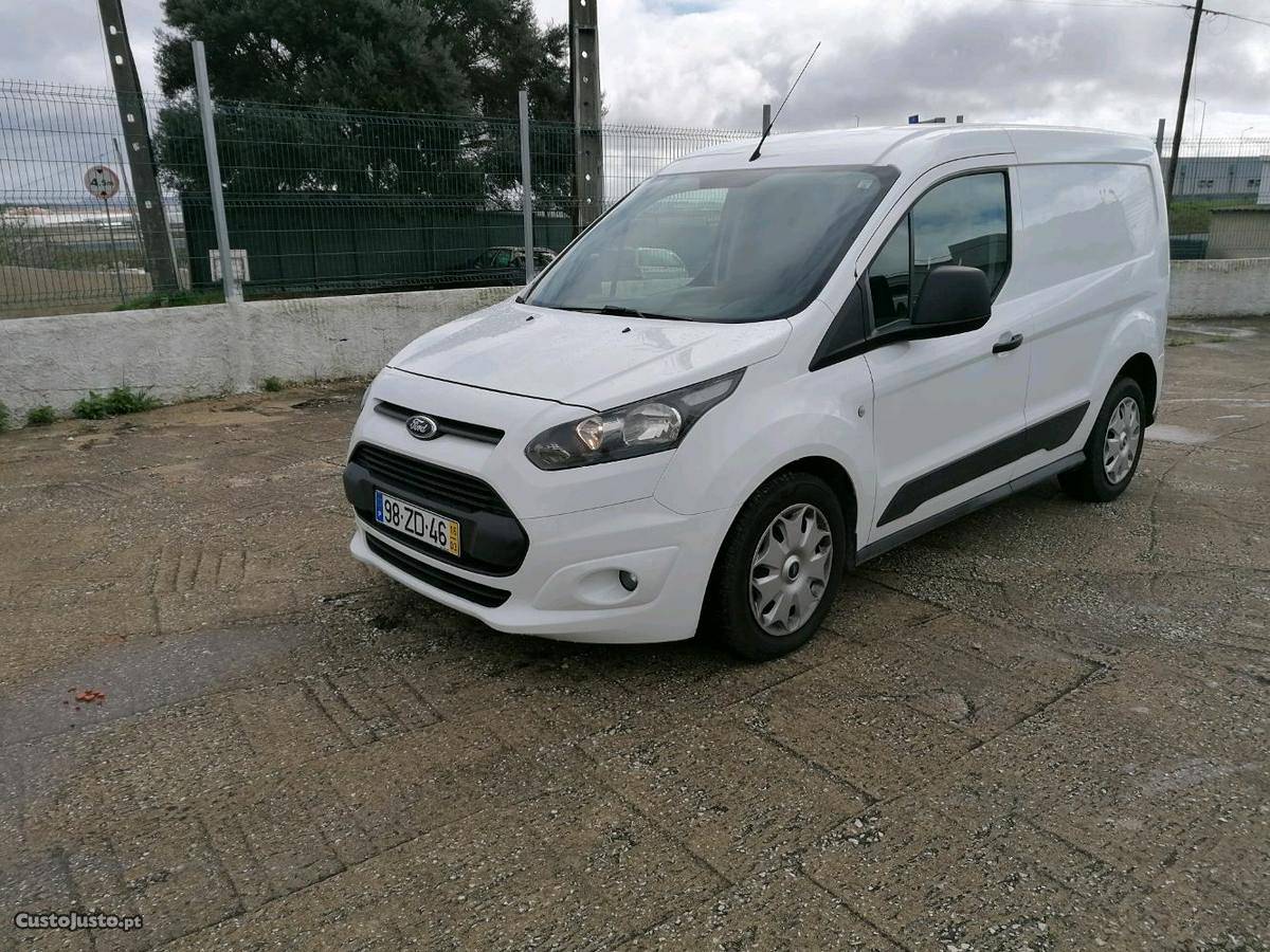 Ford Transit connect 1.6tdi 3 lugares Junho/16 - à venda -