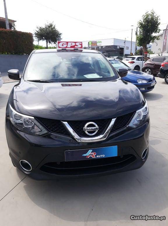 Nissan Qashqai Critáir 2 Novembro/15 - à venda - Ligeiros