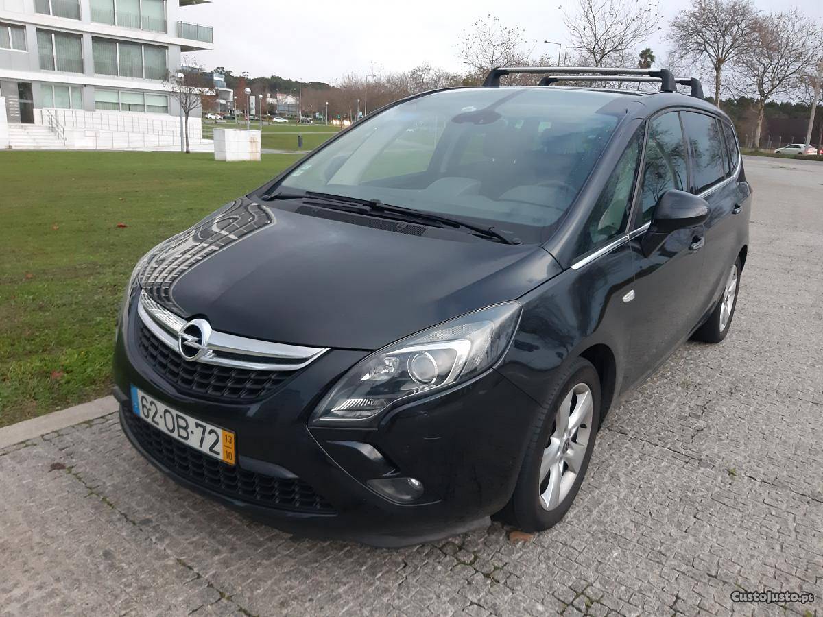 Opel Zafira 2.0 Dti 7 lugares Outubro/13 - à venda -