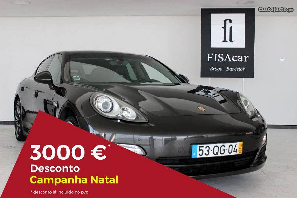 Porsche Panamera Platinium Edition S Fevereiro/13 - à venda