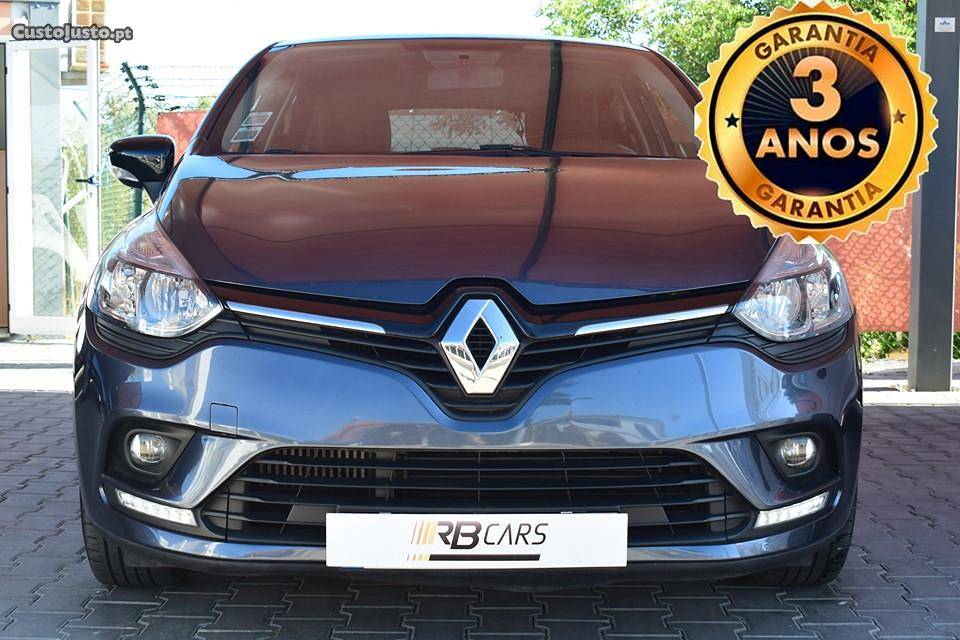 Renault Clio 1.5 dCi Limited Julho/17 - à venda - Ligeiros