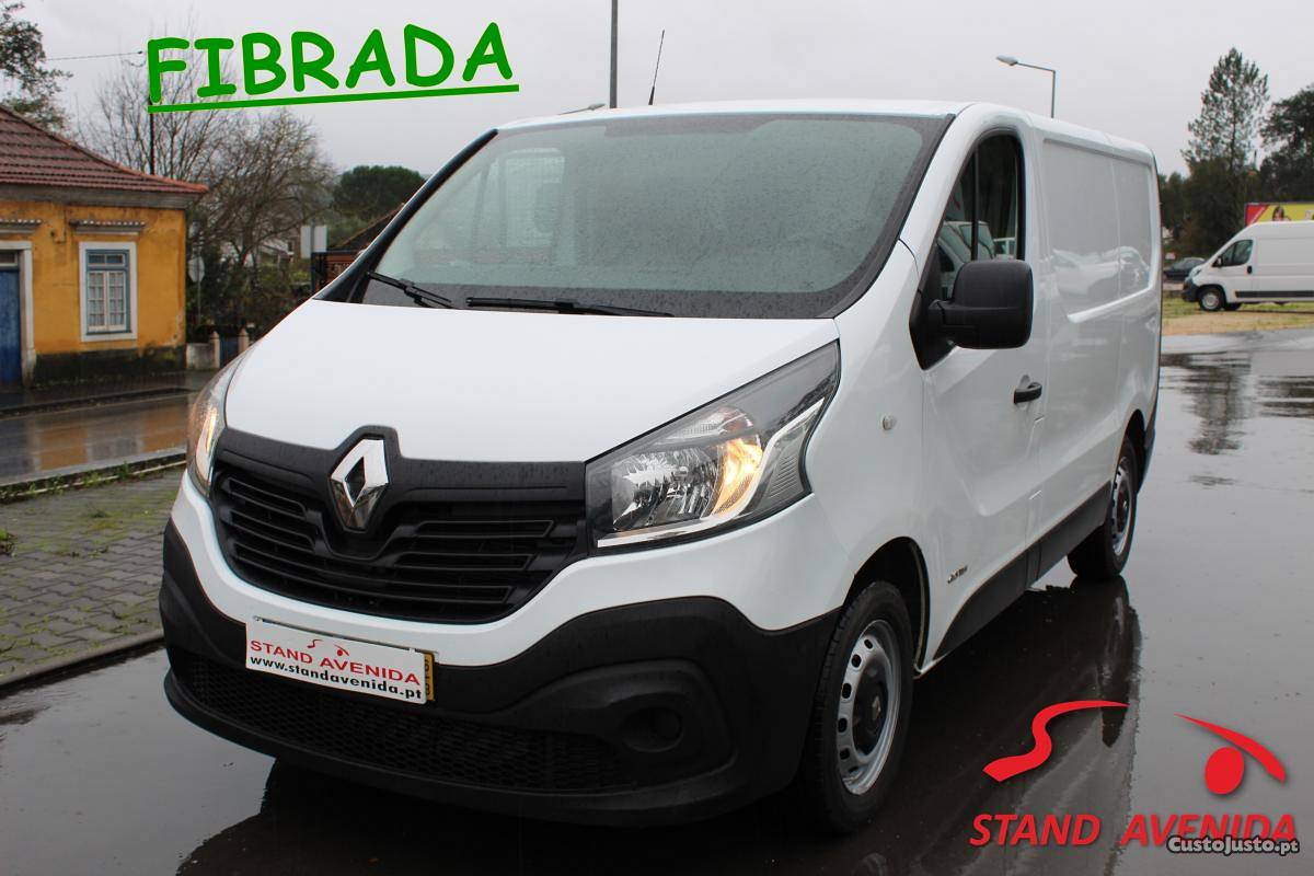 Renault Trafic 1.6 DCi FIBRADA Março/16 - à venda -