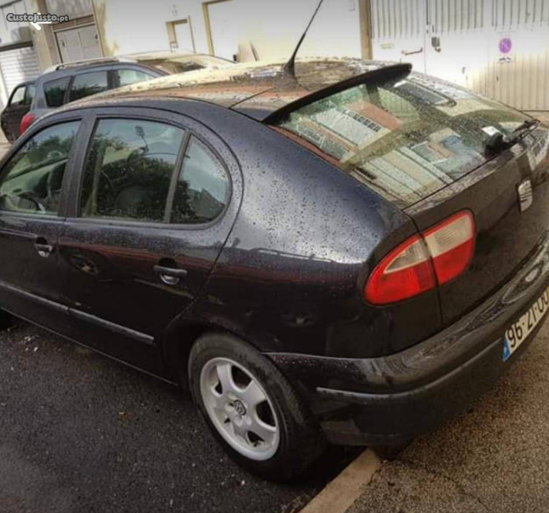 Seat Leon v Janeiro/03 - à venda - Ligeiros