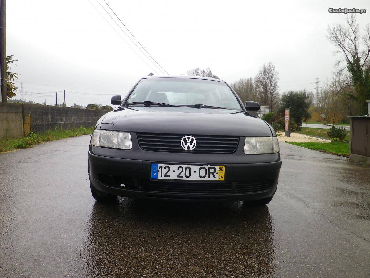 VW Passat Variant 1.9 TDI Abril/98 - à venda - Ligeiros