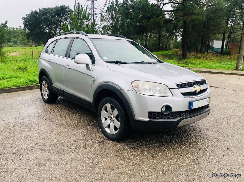 Chevrolet Captiva 2.0 VCDi Seven Outubro/07 - à venda -