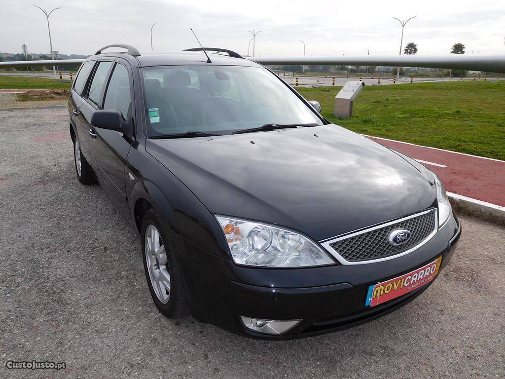 Ford Mondeo SW 2.0 TDCi Ghia Junho/05 - à venda - Ligeiros