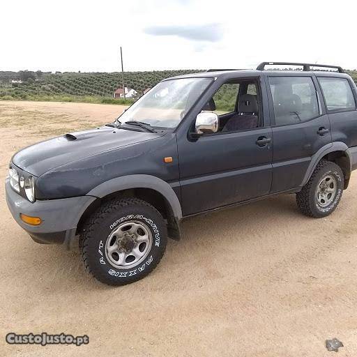 Nissan Terrano Ford Maveric Maio/98 - à venda - Pick-up/