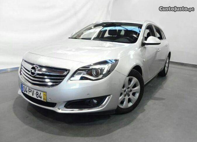 Opel Insignia 2.0 CDTI SPORTS EXECUTIV Maio/15 - à venda -