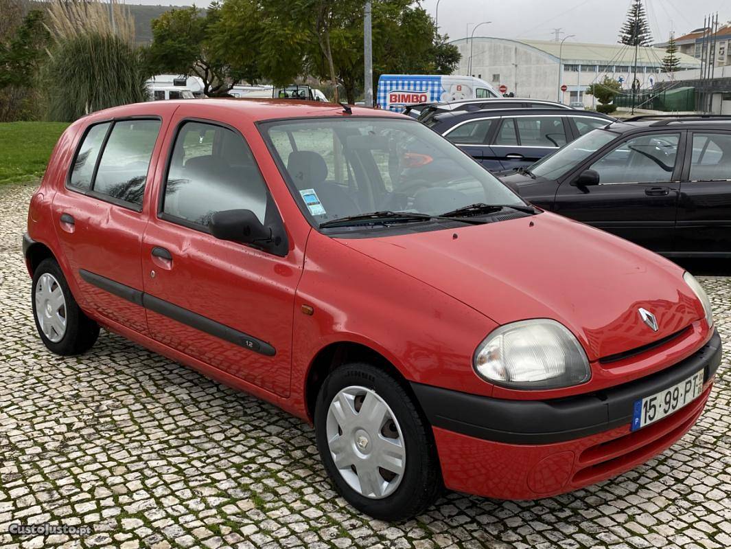 Renault Clio 1.2 Rt Junho/00 - à venda - Ligeiros