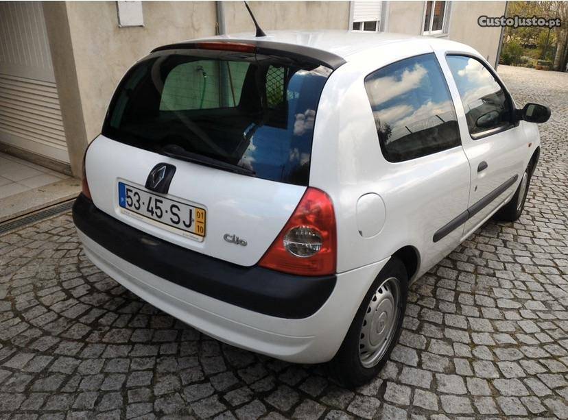 Renault Clio 1.5 Dci Outubro/01 - à venda - Comerciais /