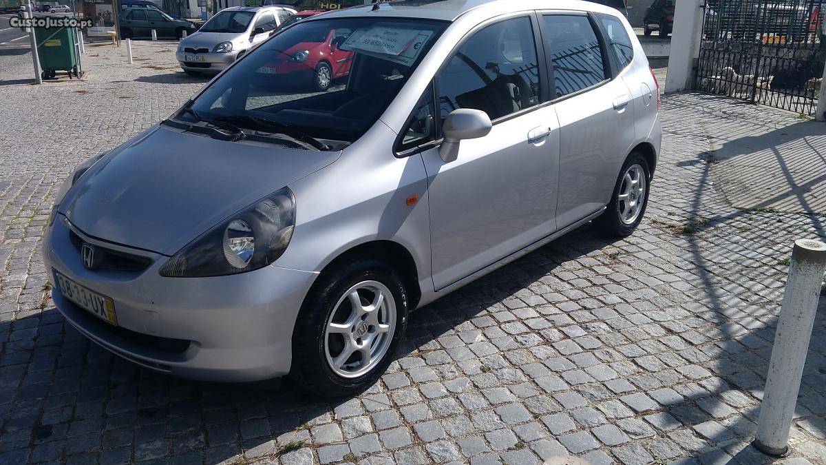 Honda Jazz 1.2 AC Abril/03 - à venda - Ligeiros